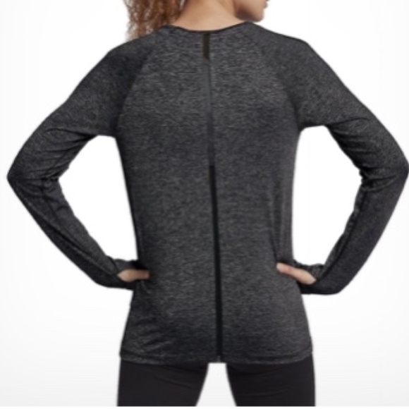 Nike Pro Hypercool Top - Picture 2 of 9